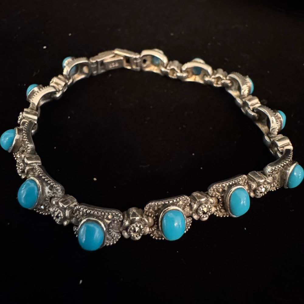 Elegant sterling Silver and Blue‎ Moon Turquoise Bracelet heavy 22 grams